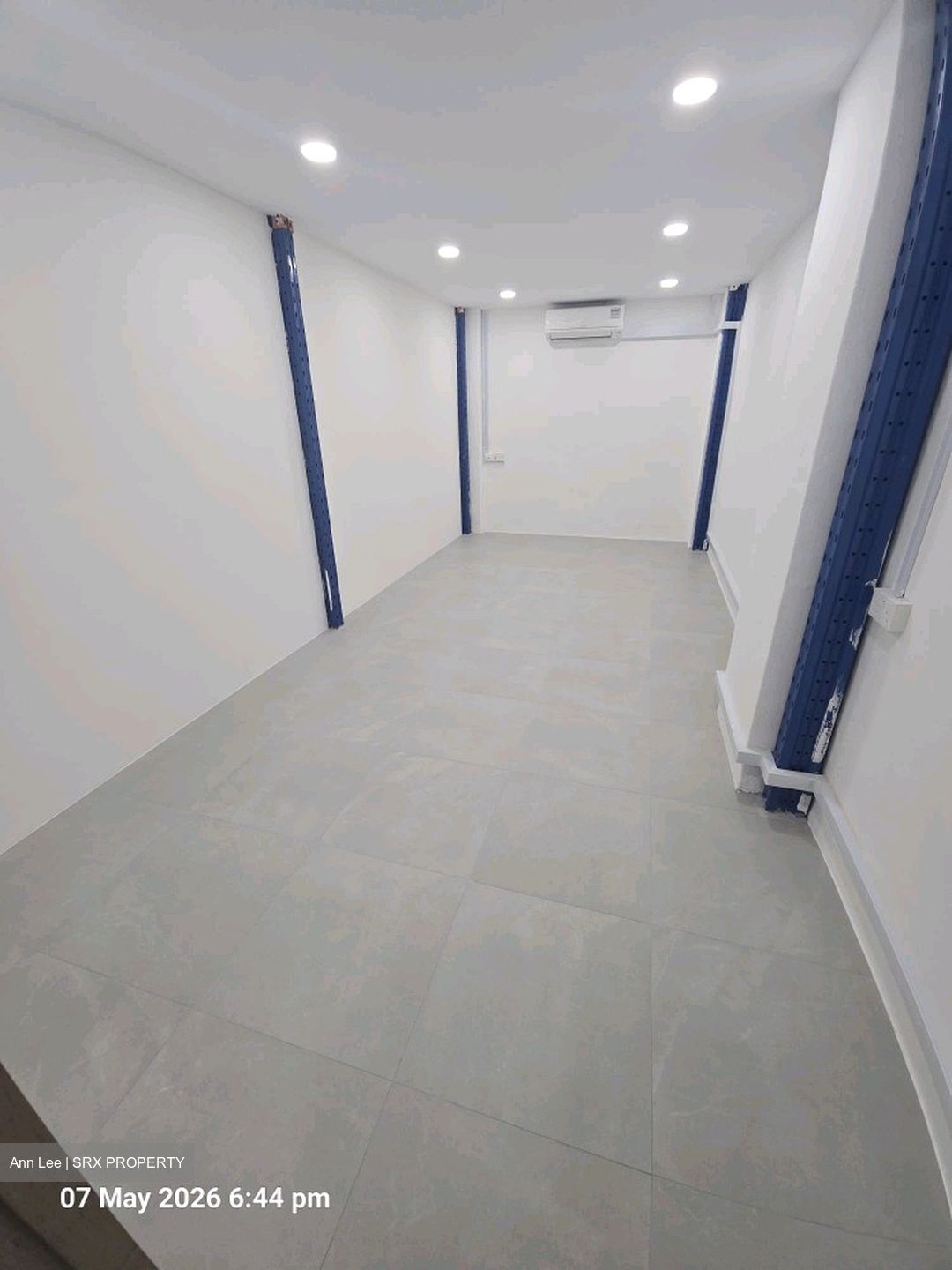 Lipo Building (D14), Warehouse #558552791